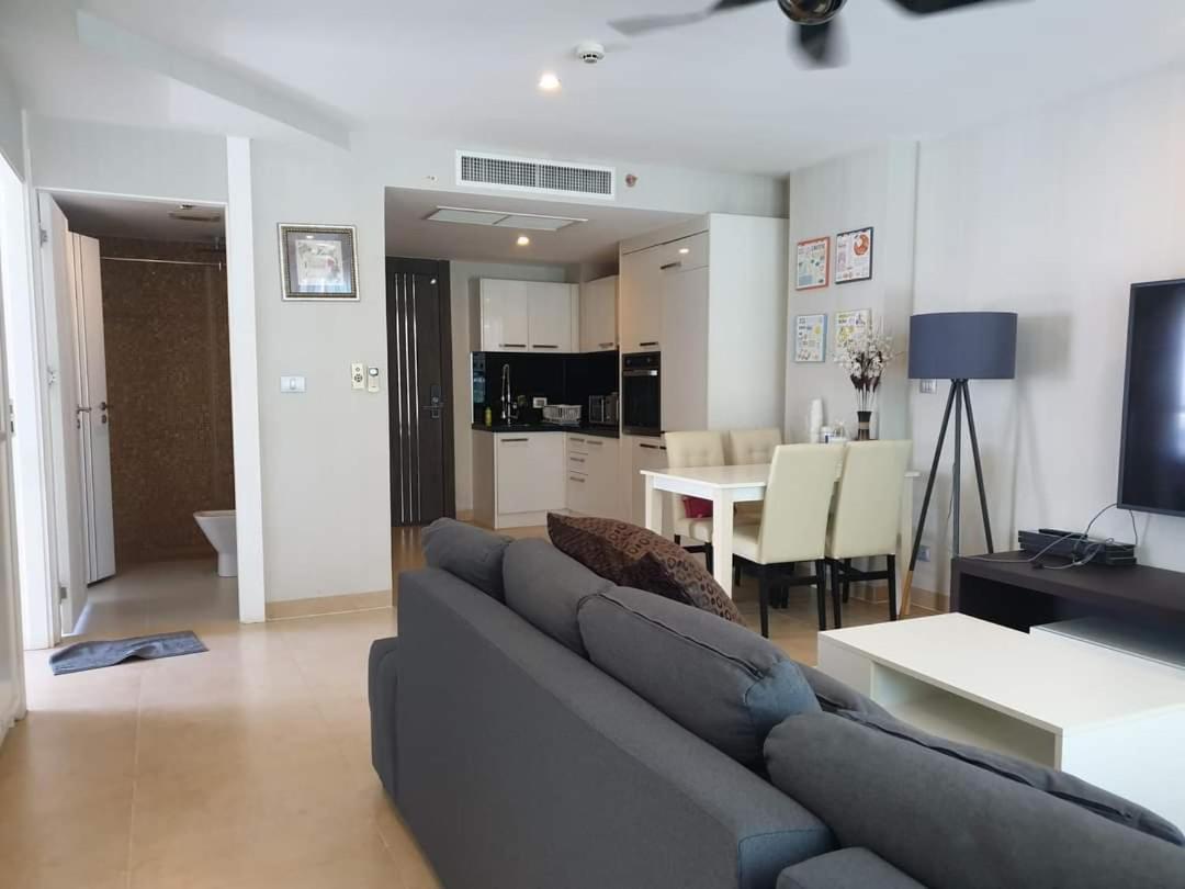 Centara Avenue 2 Bedrooms Pool View Pattaya Exterior photo